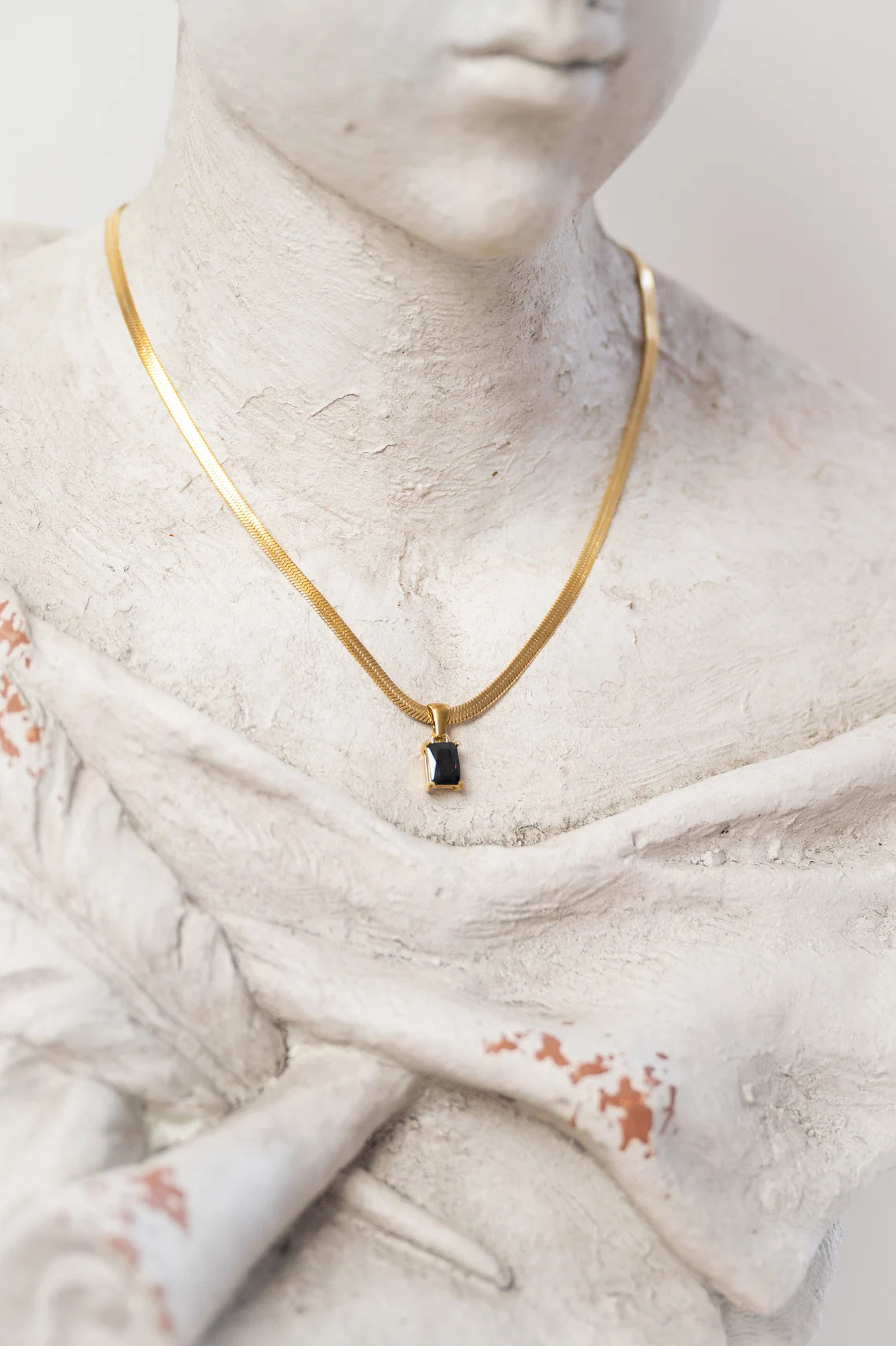 90&#39;s Geometric Pendant Necklace